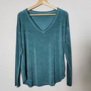 American Eagle Soft & Sexy Destroyed Wash Long Sleeve V-Neck Top Large